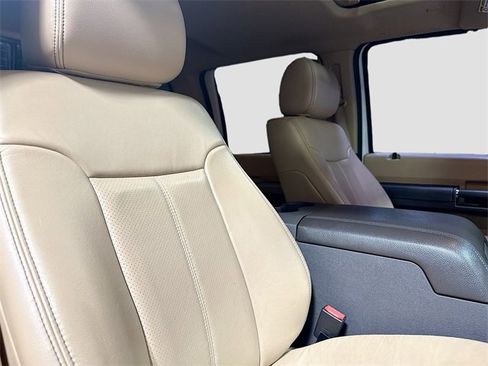 Used 2016 Ford F350 Lariat w/ Lariat Ultimate Package image 29