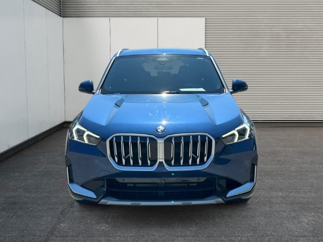 Used 2025 BMW X1 xDrive28i AWD/4WD image 8