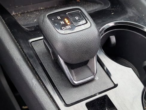 Used 2023 Nissan Rogue SV w/ SV Premium B Package image 22