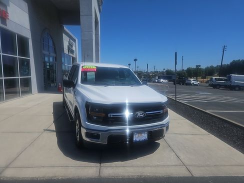 Used 2025 Ford F150 XLT w/ Equipment Group 301A Standard RWD image 8