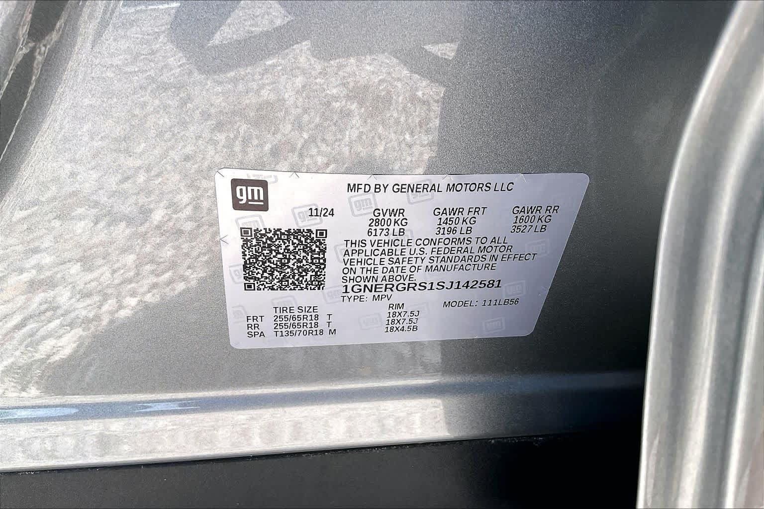 Used 2025 Chevrolet Traverse LT FWD image 31