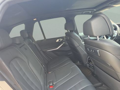 Used 2022 BMW X5 M50i w/ Executive Package AWD/4WD image 26