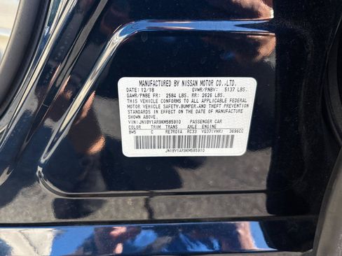 Used 2019 INFINITI Q70 Luxe w/ Proactive Package AWD/4WD image 9