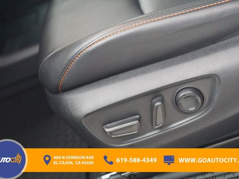 Used 2021 Toyota Sienna XSE FWD image 19