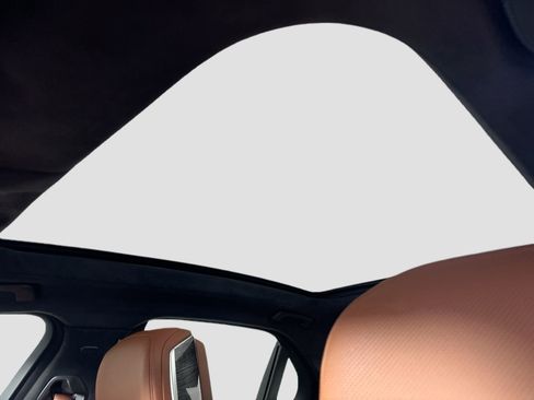 New 2025 BMW 740i xDrive w/ Executive Package image 20