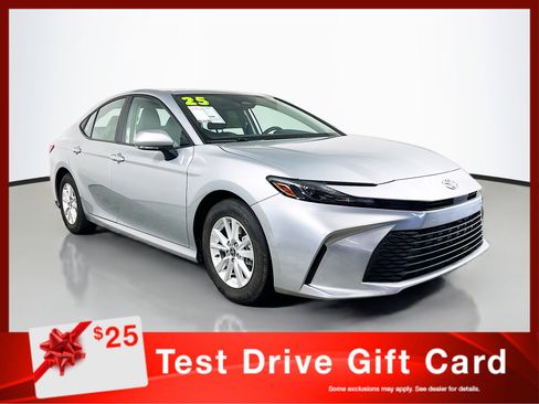Used 2025 Toyota Camry LE FWD image 1