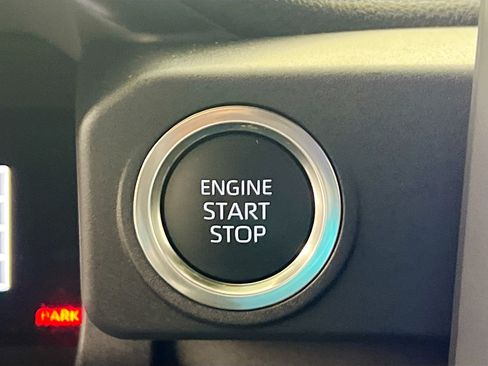 Used 2026 Toyota 4Runner SR5 AWD/4WD image 24