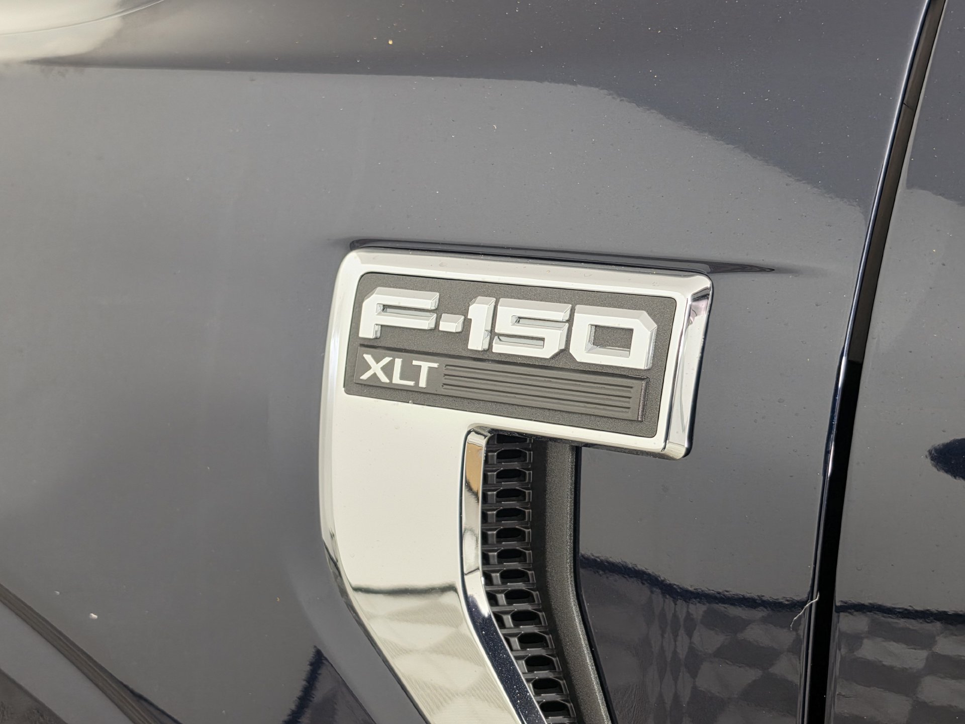 Used 2022 Ford F150 XLT w/ Equipment Group 302A High AWD/4WD image 39