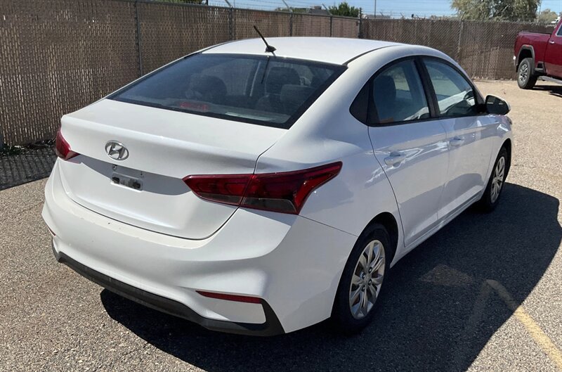 Used 2019 Hyundai Accent SE FWD image 5
