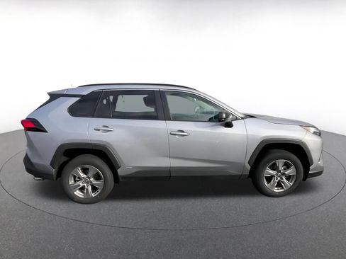 Used 2025 Toyota RAV4 LE image 16