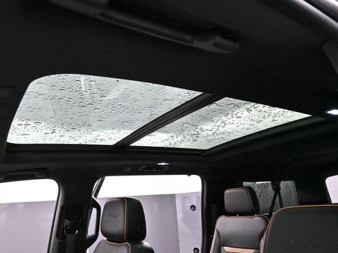 Used 2023 GMC Yukon XL AT4 w/ AT4 Premium Package image 29