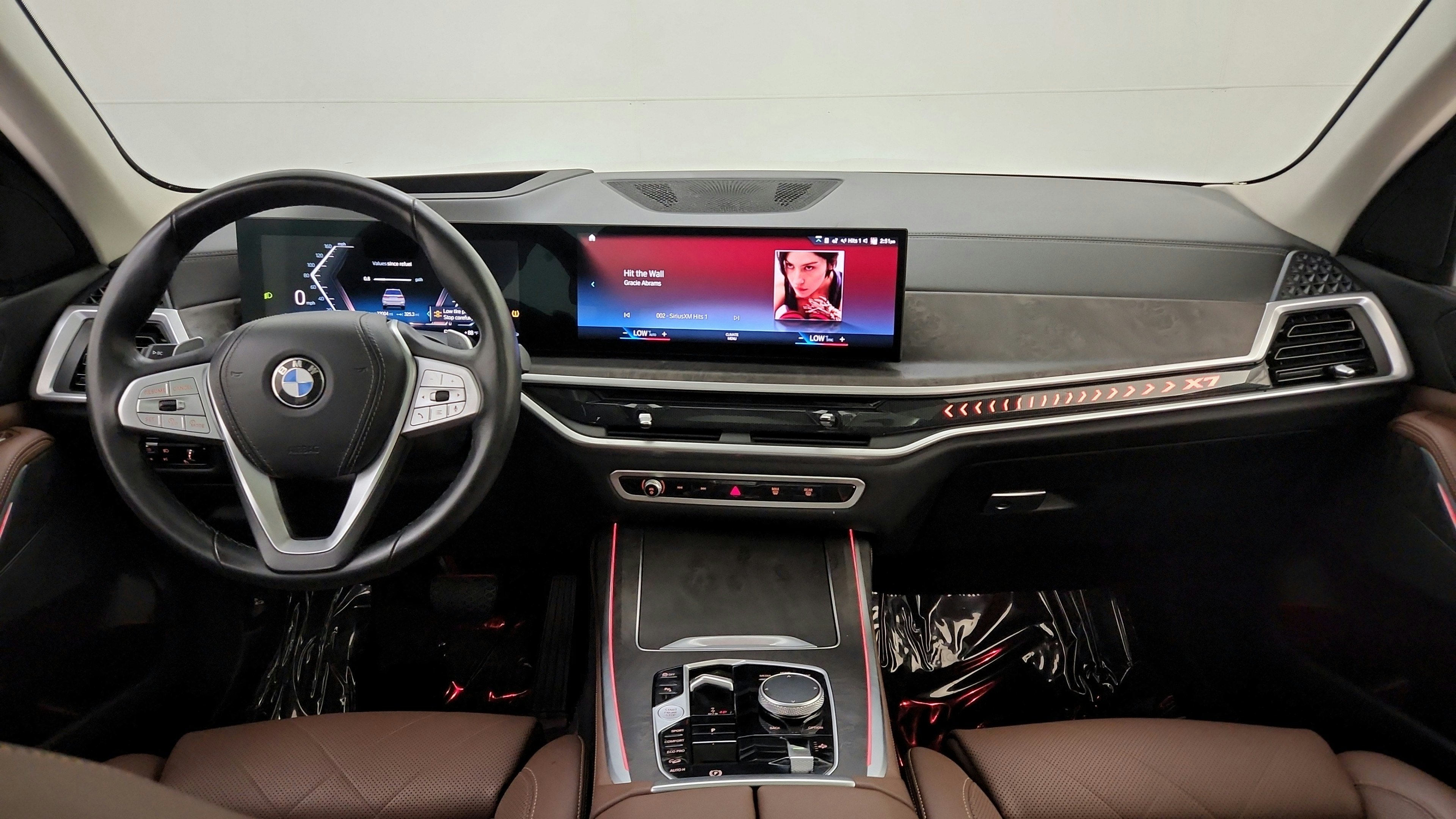 Used 2023 BMW X7 xDrive40i AWD/4WD image 21