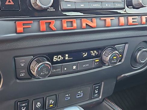 Used 2026 Nissan Frontier PRO-4X w/ Pro-4x Convenience Package AWD/4WD image 18