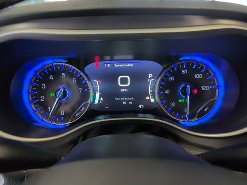 New 2026 Chrysler Pacifica Select image 17