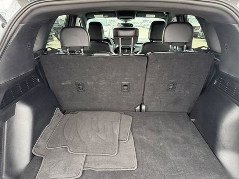 Used 2025 Ford Escape ST-Line image 6