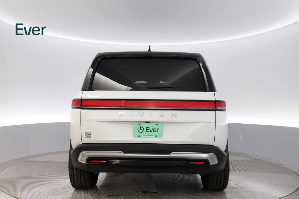 Used 2025 Rivian R1S Adventure Dual AWD/4WD image 15
