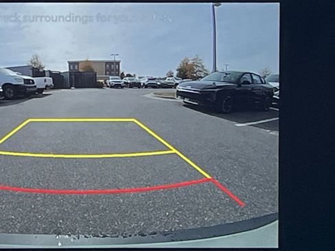 New 2025 Kia K4 LXS image 21