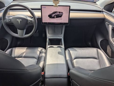 Used 2023 Tesla Model Y Long Range AWD/4WD image 16