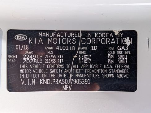 Used 2018 Kia Soul + w/ + Primo LIT Package FWD image 20