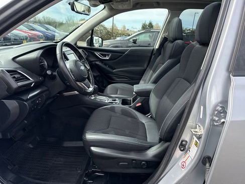 Used 2019 Subaru Forester Premium image 16
