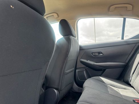 Certified 2024 Nissan Sentra SV FWD image 33
