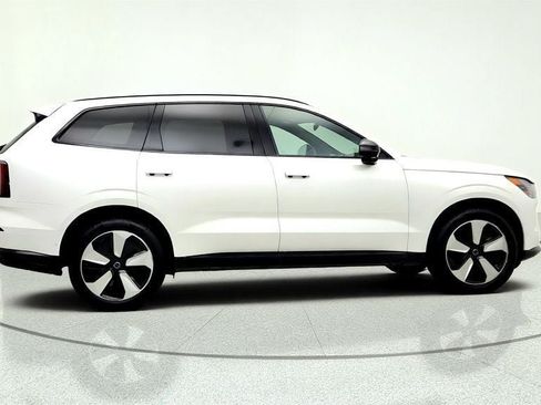 Used 2025 Volvo EX90 Plus AWD/4WD image 4