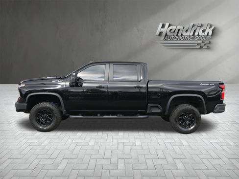 Used 2024 Chevrolet Silverado 2500 ZR2 w/ ZR2 Bison Edition AWD/4WD image 7