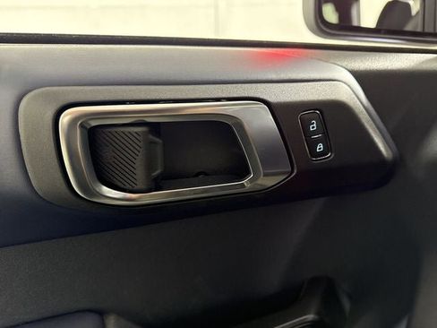 New 2025 Ford Bronco Raptor image 20