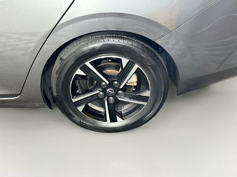 Used 2025 Nissan Sentra SV FWD image 11