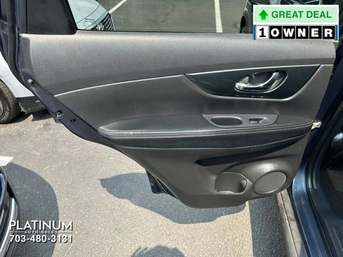 Used 2015 Nissan Rogue SL w/ SL Premium Package AWD/4WD image 18