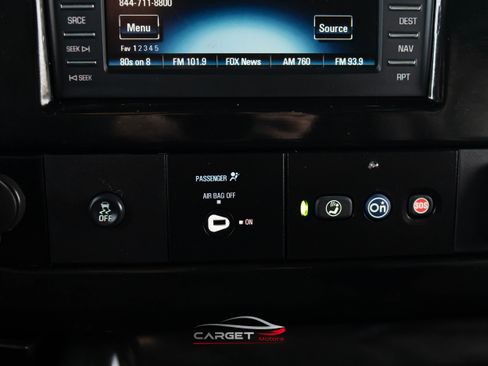 Used 2017 Chevrolet Express 2500 image 33