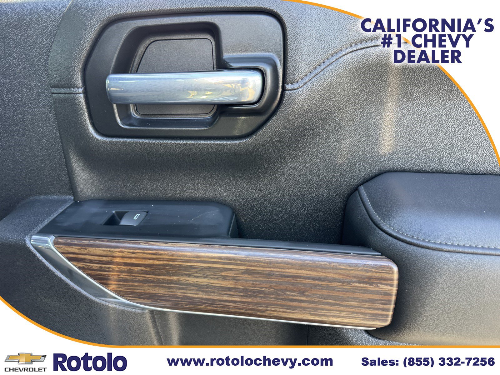 Used 2022 Chevrolet Silverado 1500 High Country w/ Technology Package AWD/4WD image 11