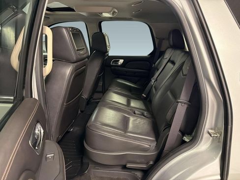 Used 2013 Cadillac Escalade Platinum AWD/4WD image 20