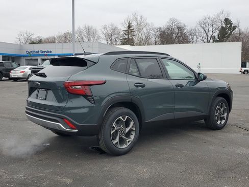 New 2026 Chevrolet Trax LT image 3