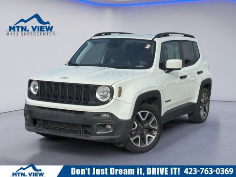 Used 2018 Jeep Renegade Latitude w/ Advanced Technology Group FWD image 1