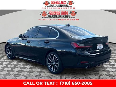 Used 2022 BMW 330i xDrive Sedan w/ Convenience Package AWD/4WD image 4