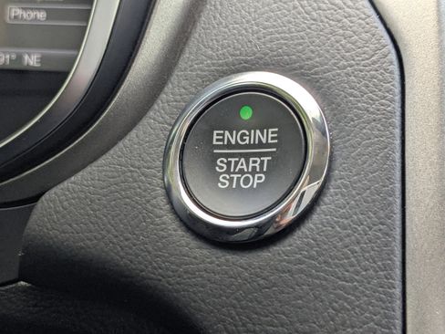 Used 2020 Ford Fusion SEL image 25