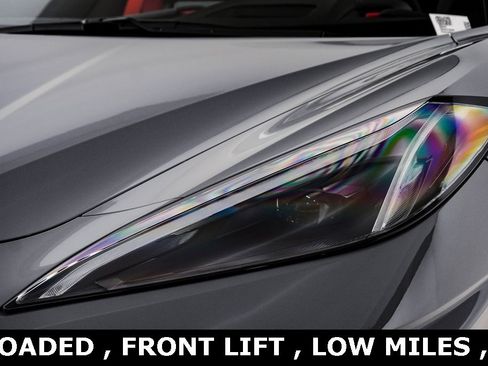Used 2025 Chevrolet Corvette Stingray Premium Cpe w/ Z51 Performance Package image 7