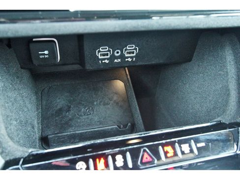 Used 2024 Jeep Wagoneer Series II AWD/4WD image 28