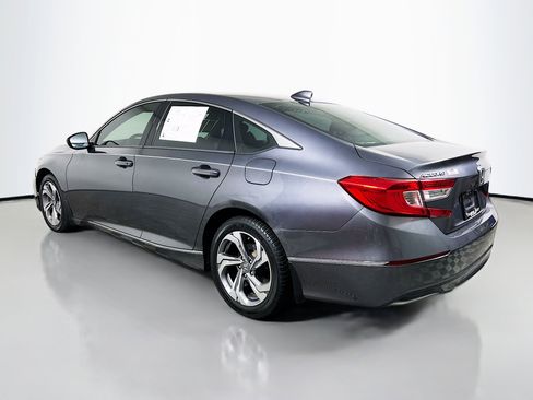 Used 2018 Honda Accord EX image 8