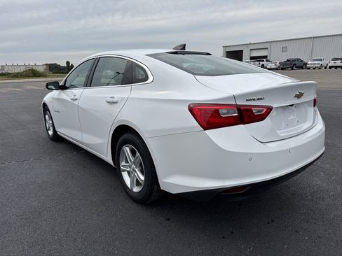 Used 2024 Chevrolet Malibu LS w/ Driver Confidence Package image 3