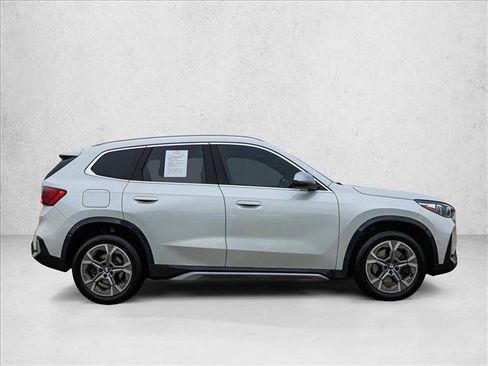 Used 2024 BMW X1 xDrive28i w/ Premium Package image 4