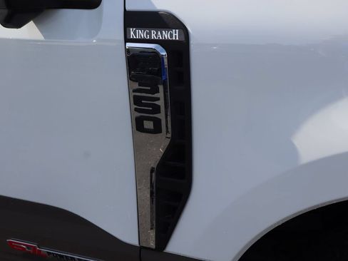 New 2026 Ford F350 King Ranch w/ FX4 Off-Road Package AWD/4WD image 25