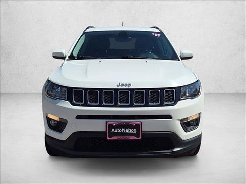 Used 2017 Jeep Compass Latitude AWD/4WD image 10