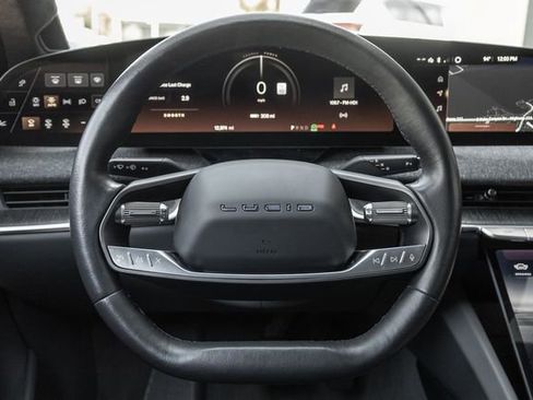 Used 2023 Lucid Air Pure image 8