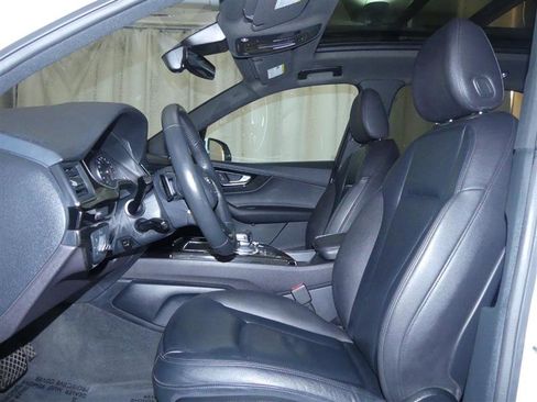 Used 2019 Audi Q7 3.0T Premium w/ Convenience Package image 22