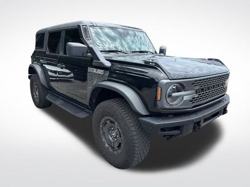 Used 2024 Ford Bronco Everglades AWD/4WD image 3