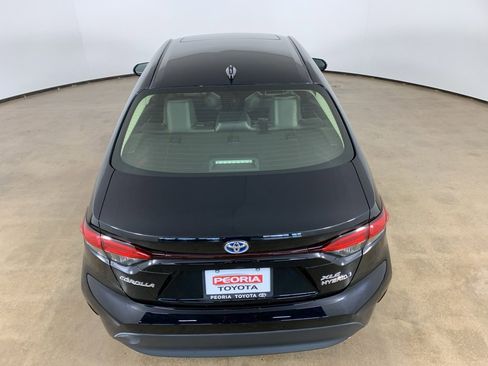 Used 2024 Toyota Corolla XLE image 11