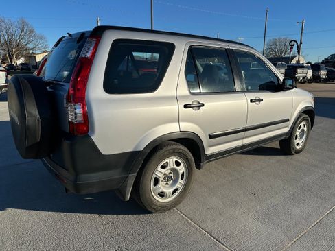 Used 2005 Honda CR-V LX image 6