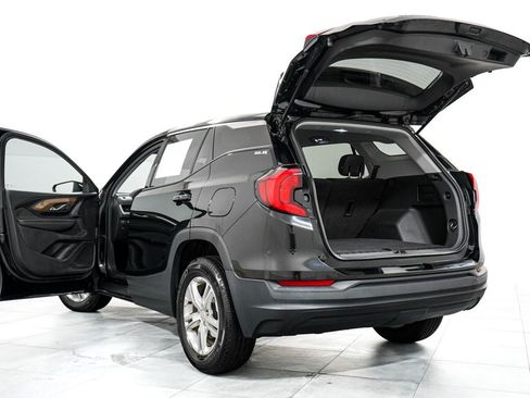 Used 2020 GMC Terrain SLE FWD image 12
